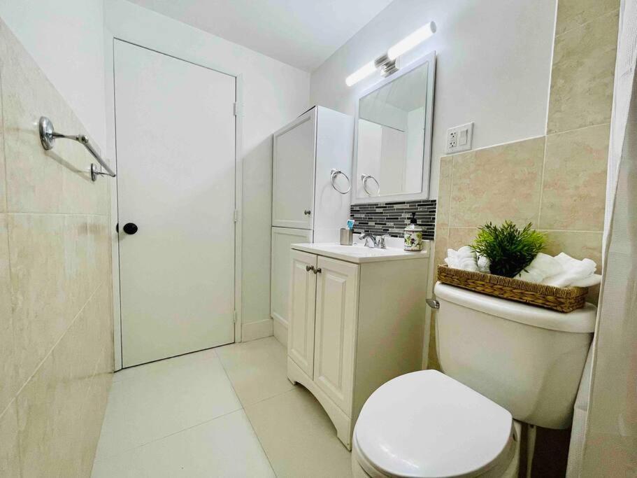 Sleeps 3, Cozy, Boho Style, In The Heart Of -free Parking Apartamento Miami