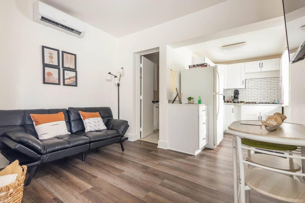 Sleeps 3, Cozy, Boho Style, In The Heart Of -free Parking Apartamento